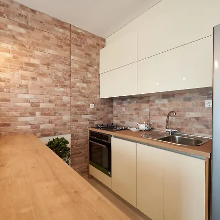 Holiday home Enticing In Near Seabeach *