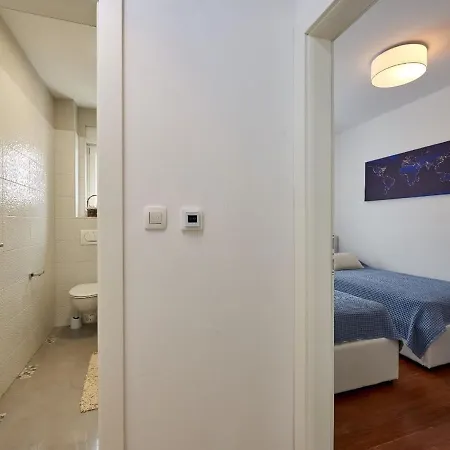 Holiday home Enticing In Near Seabeach *
