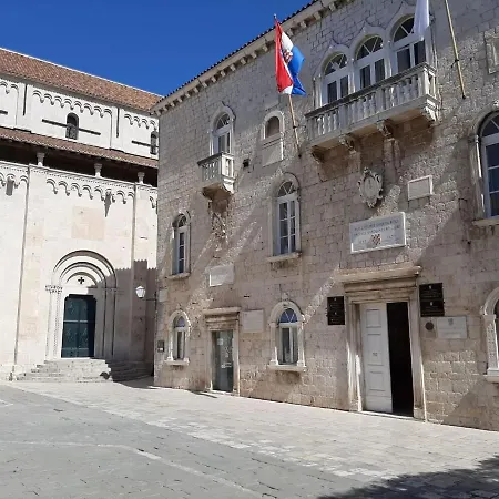 Holiday home Enticing In Near Seabeach Trogir